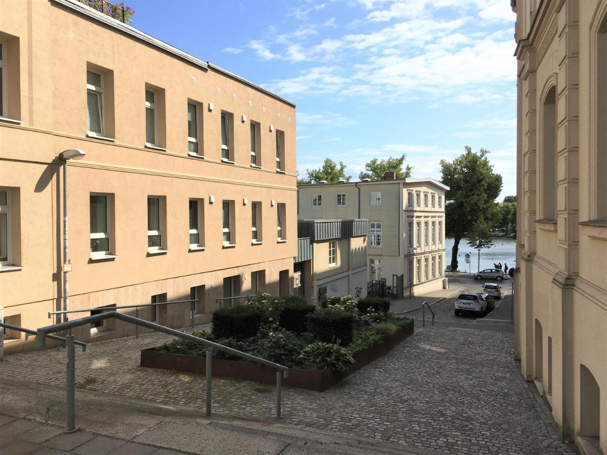 Schwerin Apartment Am Pfaffenteich Luaran gambar