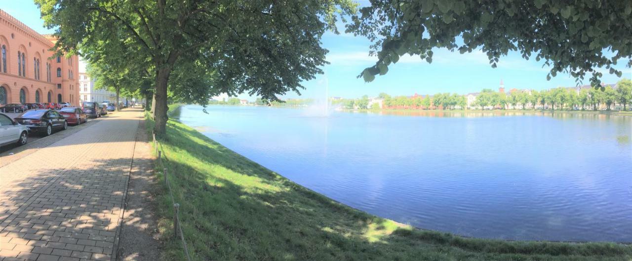 Schwerin Apartment Am Pfaffenteich Luaran gambar